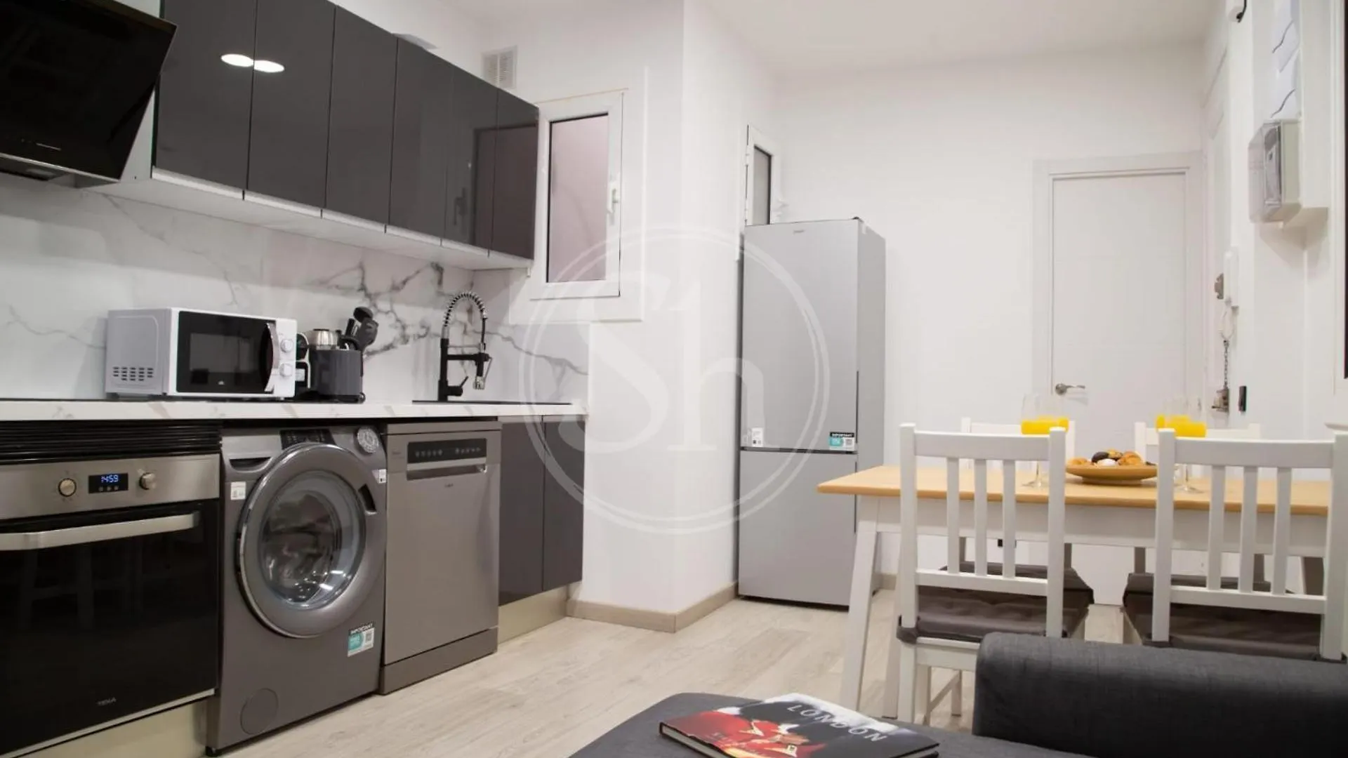 Wonderful Apartment Enamorats Barcelona Spain
